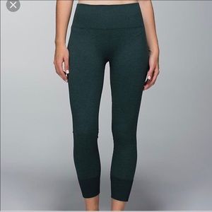 Lululemon ebb to street legging